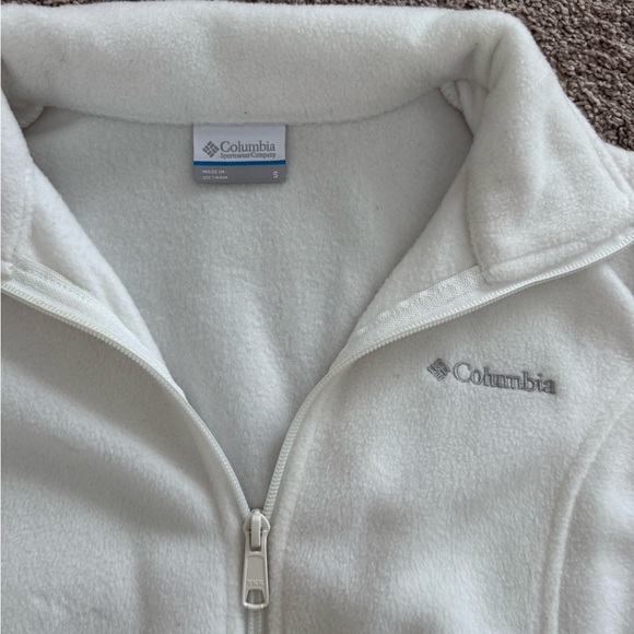 Columbia Women's Ivory Full-Zip Fleece Vest - Picture 3 of 4